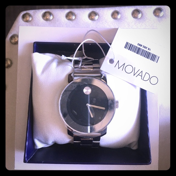 Movado Other - ❤️ Unisex MOVADO Bold watch 🕛